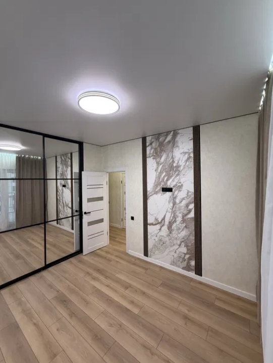 продажа однокомнатной квартиры номер A-174441 в Малиновском районе, фото номер 10